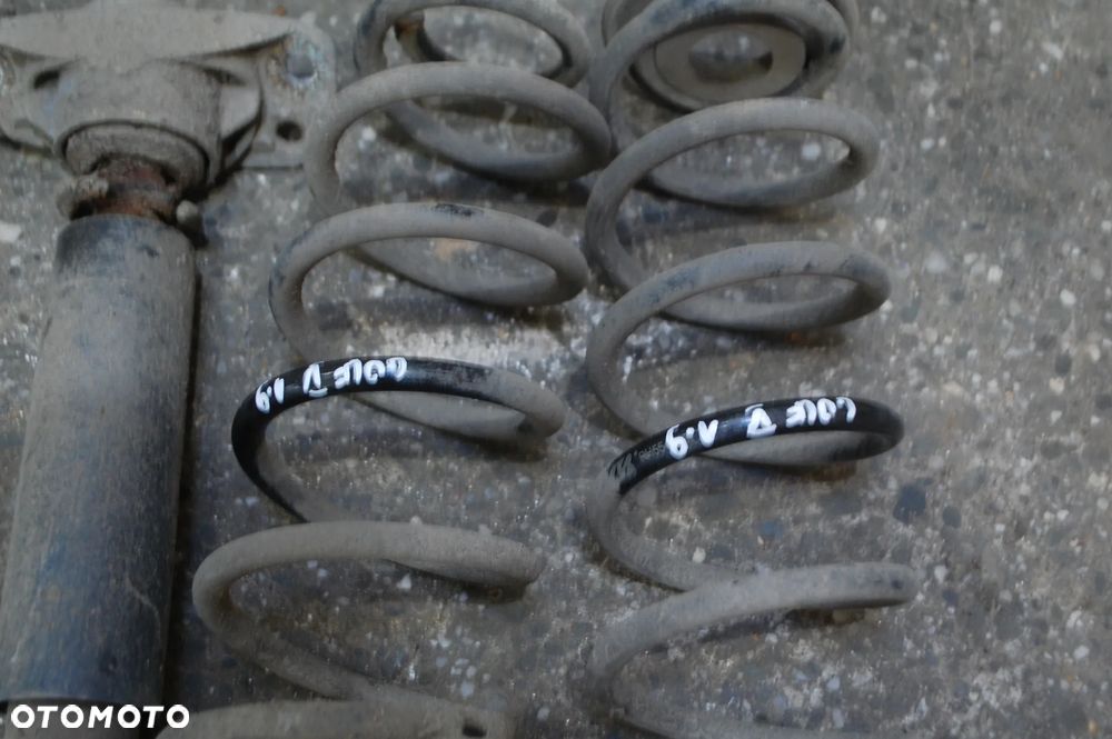 AMORTYZATORY TYŁ TYLNE + SPRĘŻYNY VW GOLF V 1.9 TDI JETTA AUDI A3 8P 2.0 FSI SACHS 1.6 FSI - 4