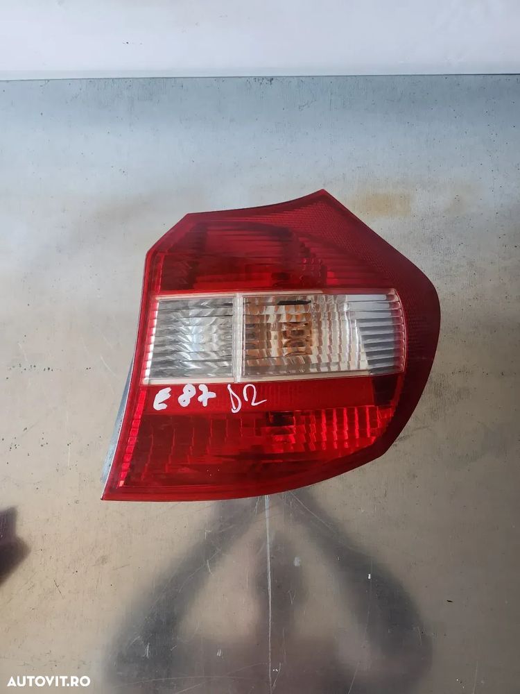 Lampa Stop Tripla Dreapta Bmw Seria 1 E87 - Dezmembrari Arad - 1