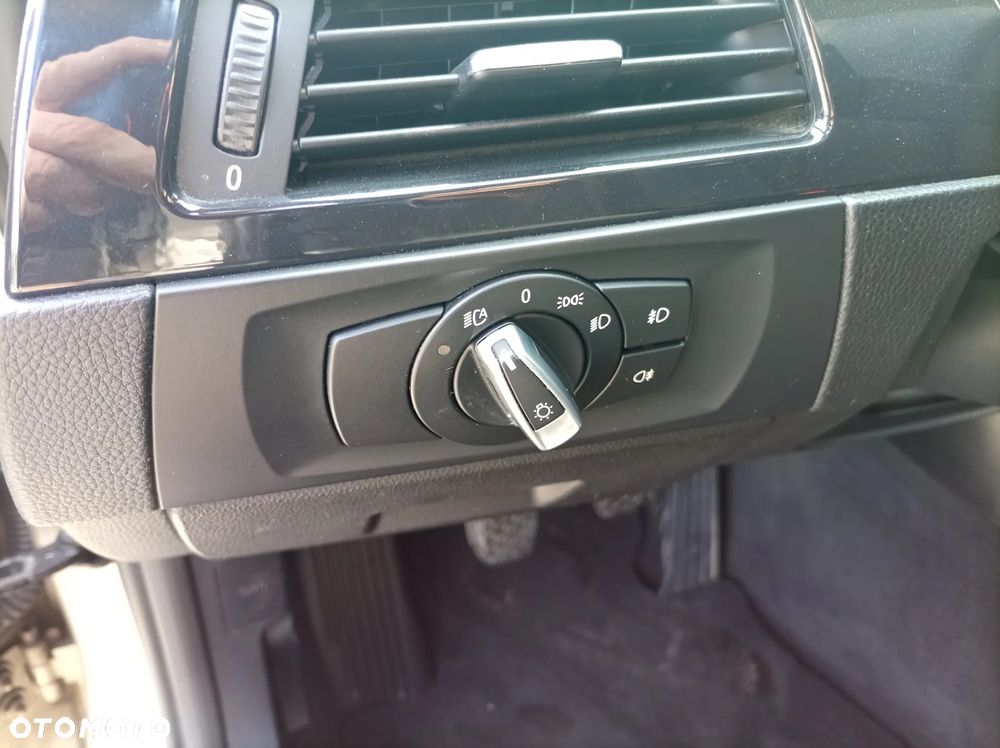 BMW Seria 3 320d DPF Blue Performance Edition Sport - 20