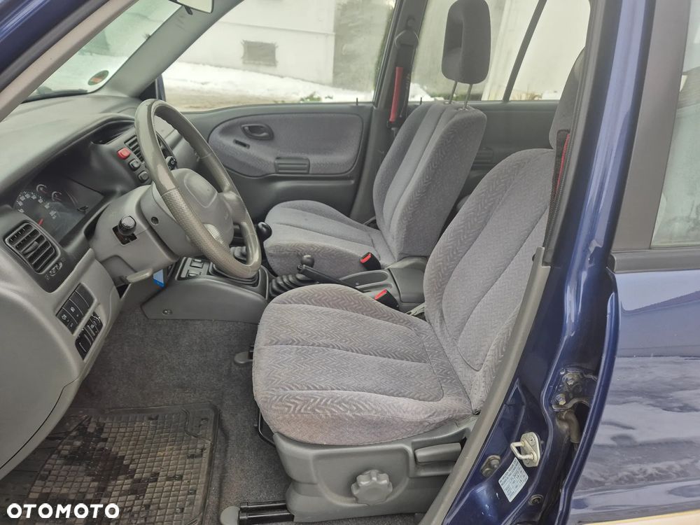 Suzuki Grand Vitara - 19