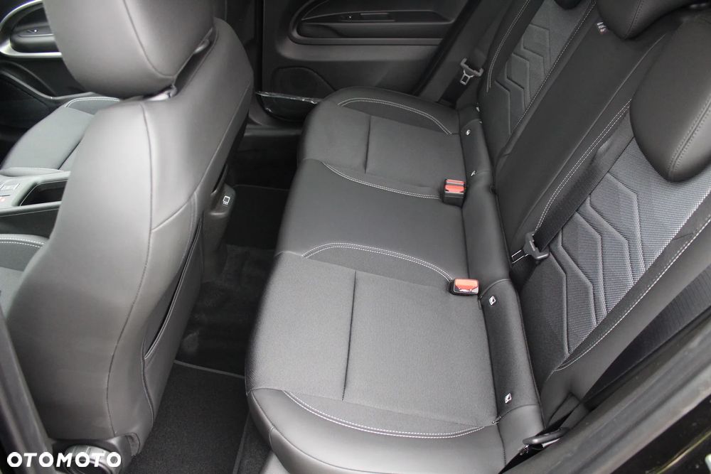 Jeep Avenger 1.2 T3 mHEV Summit FWD eDCT6 - 15
