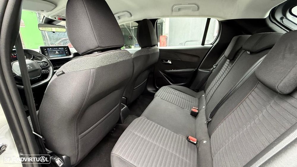 Peugeot 208 1.2 PureTech Active Pack - 30