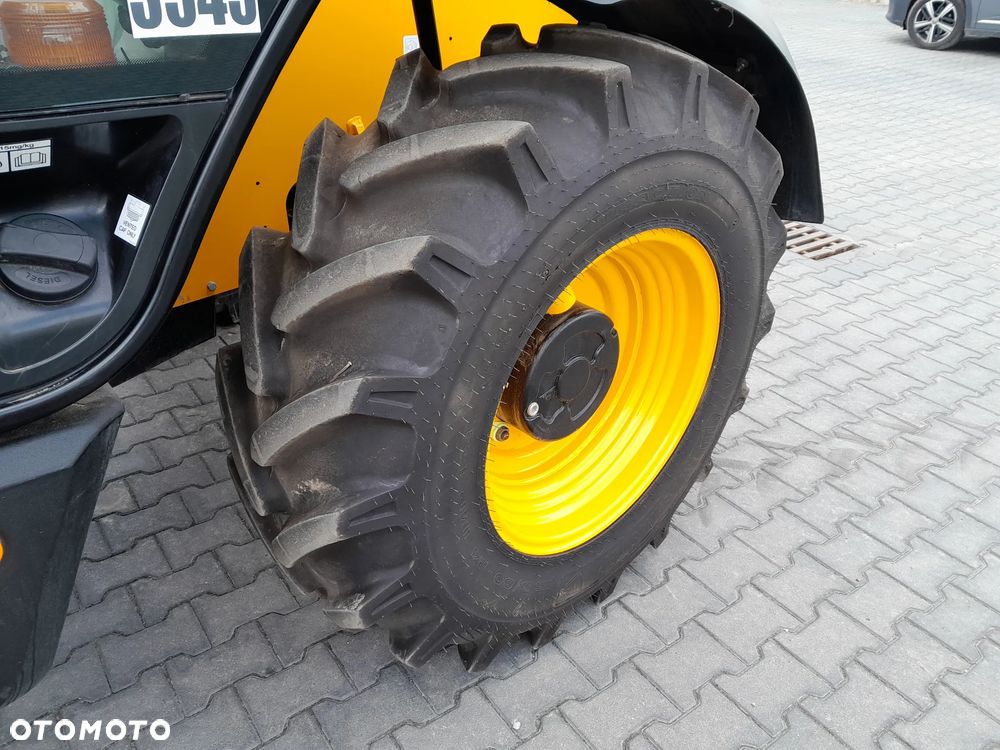 JCB 535-95 2024 JOYSTICK - 17
