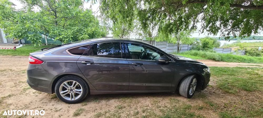 Ford Mondeo 2.0 TDCI PowerShift Titanium - 4