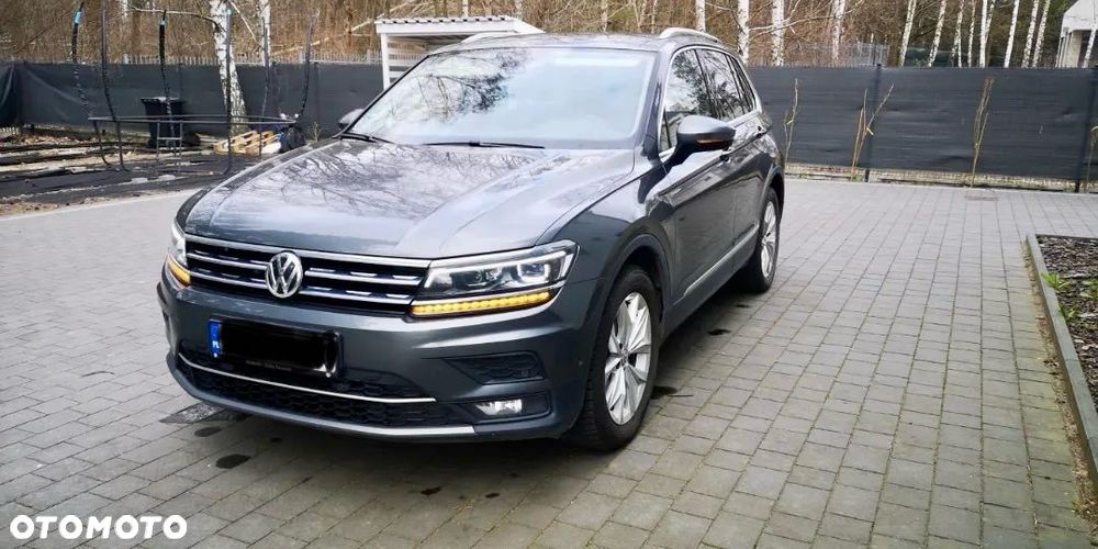 Volkswagen Tiguan - 1