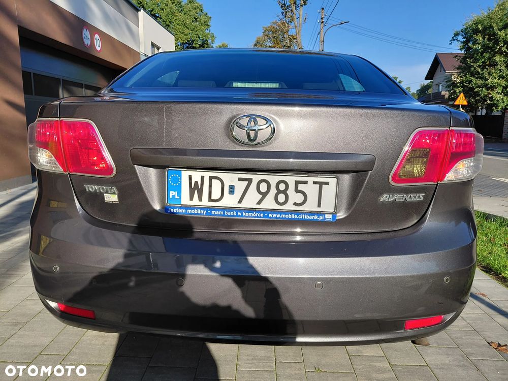 Toyota Avensis 1.8 Luna MS - 4