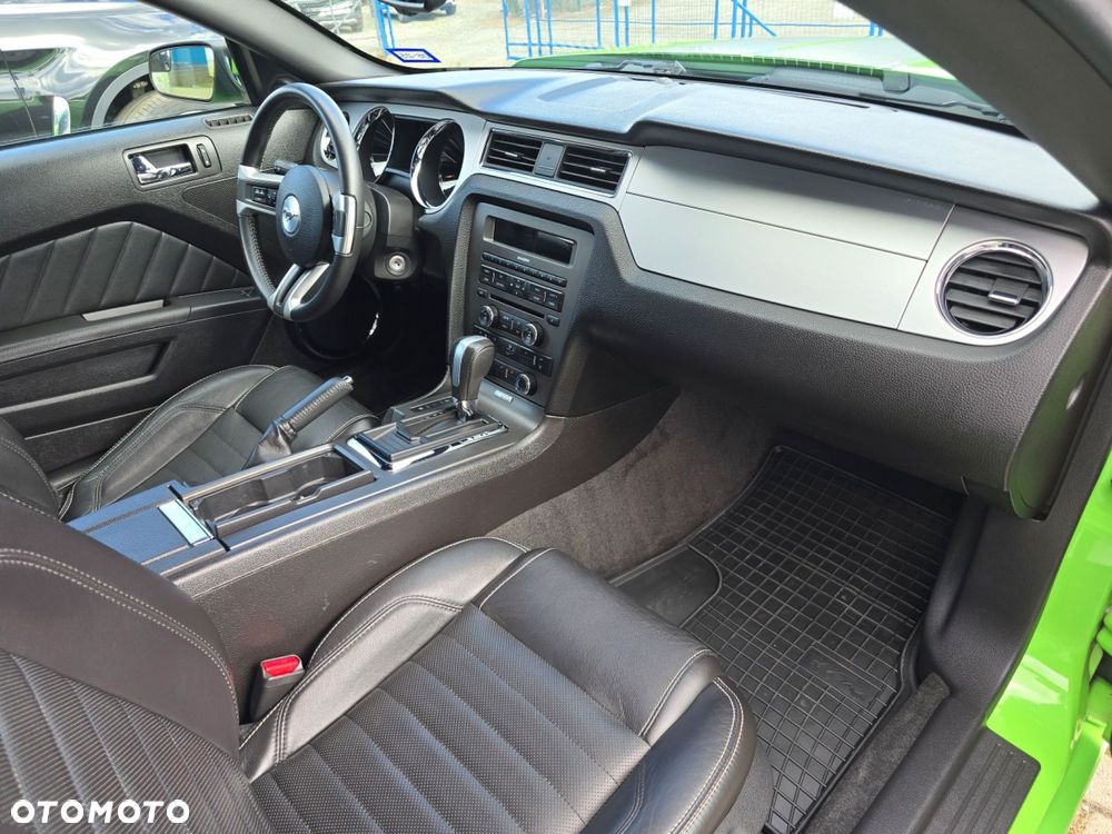 Ford Mustang - 15
