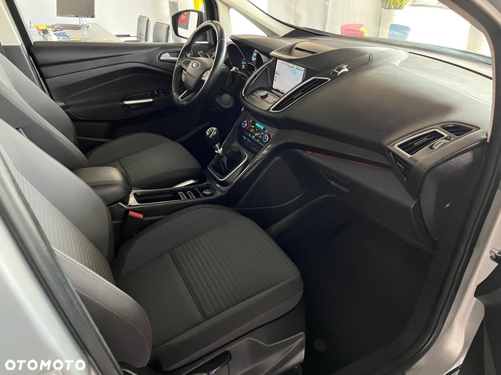 Ford C-MAX - 34
