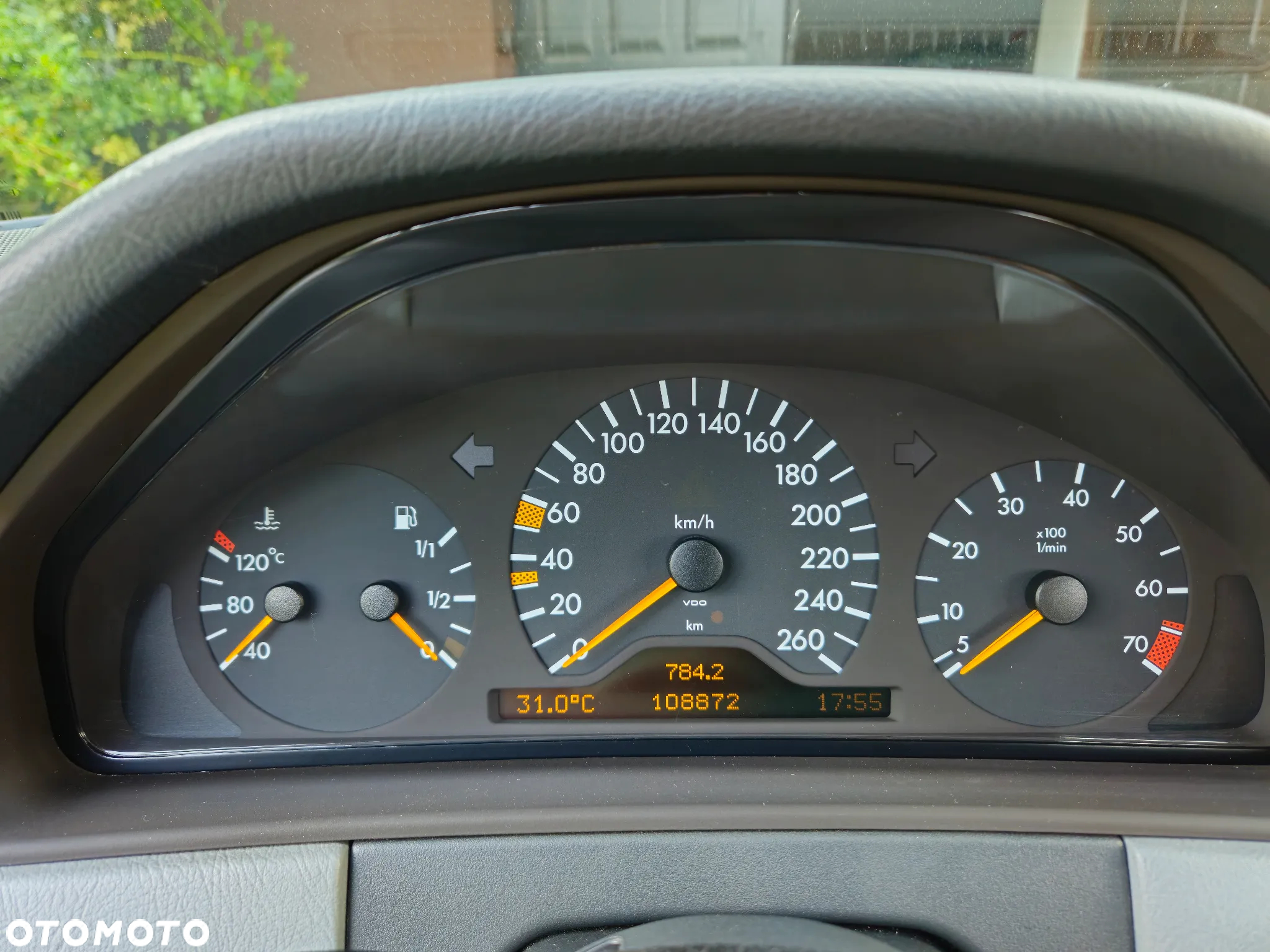 Mercedes-Benz Klasa E 320 Classic - 16