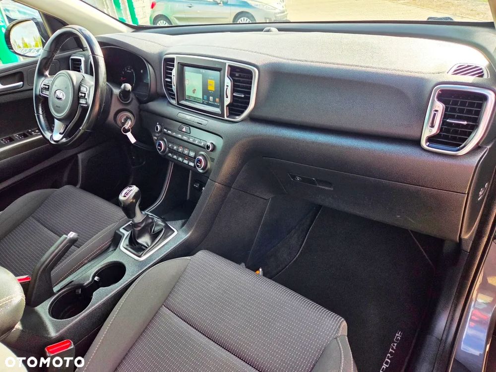 Kia Sportage 1.6 GDI Business Line L 2WD - 33