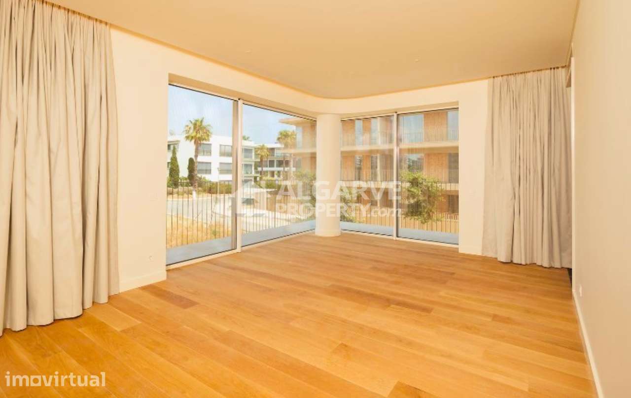 Paraíso à Beira-Mar – Apartamentos Elegantes T3 no Empreendimento Mais - Grande imagem: 2/23