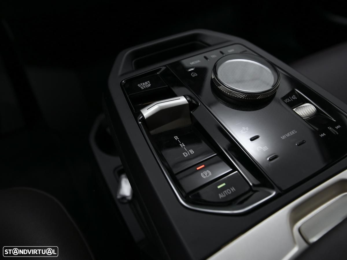 BMW iX xDrive 40 - 31