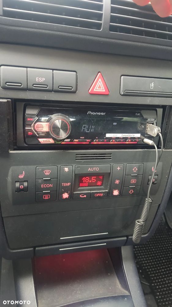 Audi A3 3-drzwiowe 1.6 Ambiente - 7