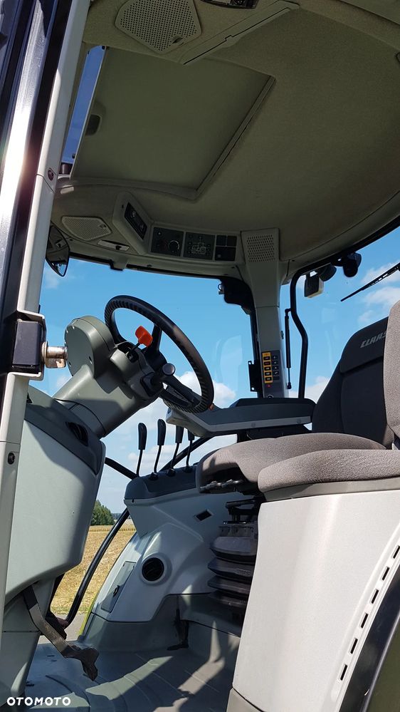 Claas ARION 620 2013R - 17