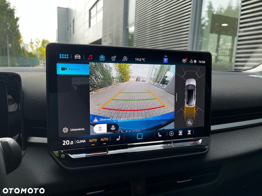 Volkswagen T-Roc 1.5 eTSI Life DSG - 19