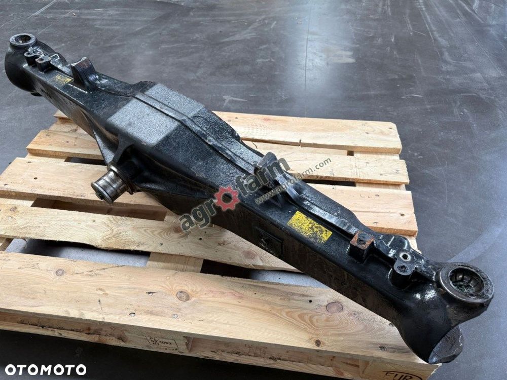 Obudowa przedniego mostu, Case Luxxum 120 - 1