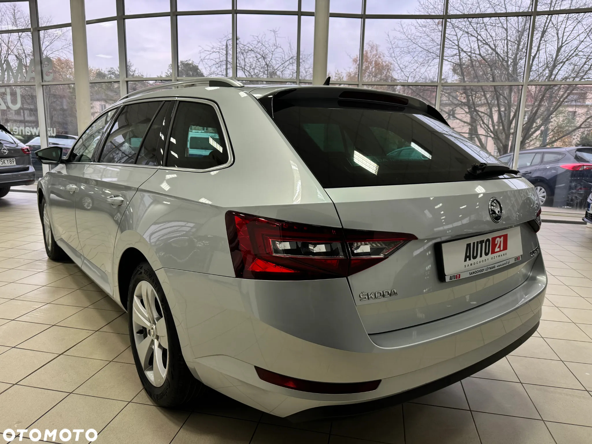 Skoda Superb 1.5 TSI Ambition - 16