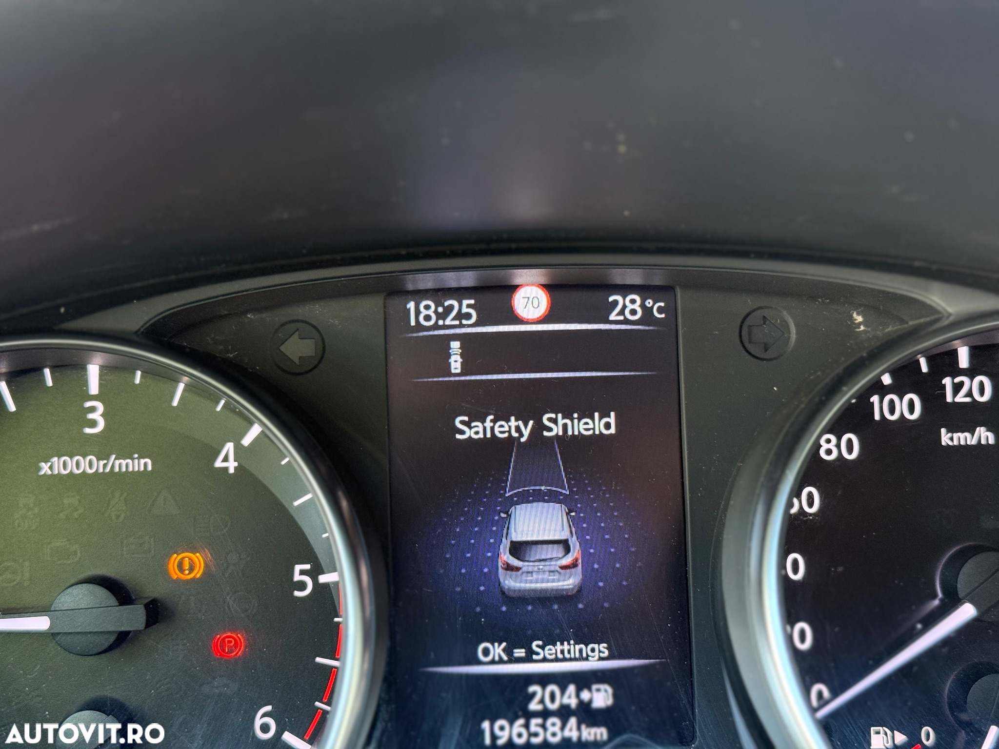 Nissan Qashqai 1.6 DCI Start/Stop Tekna - 14