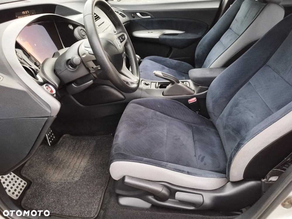 Honda Civic 1.8 Sport - 13