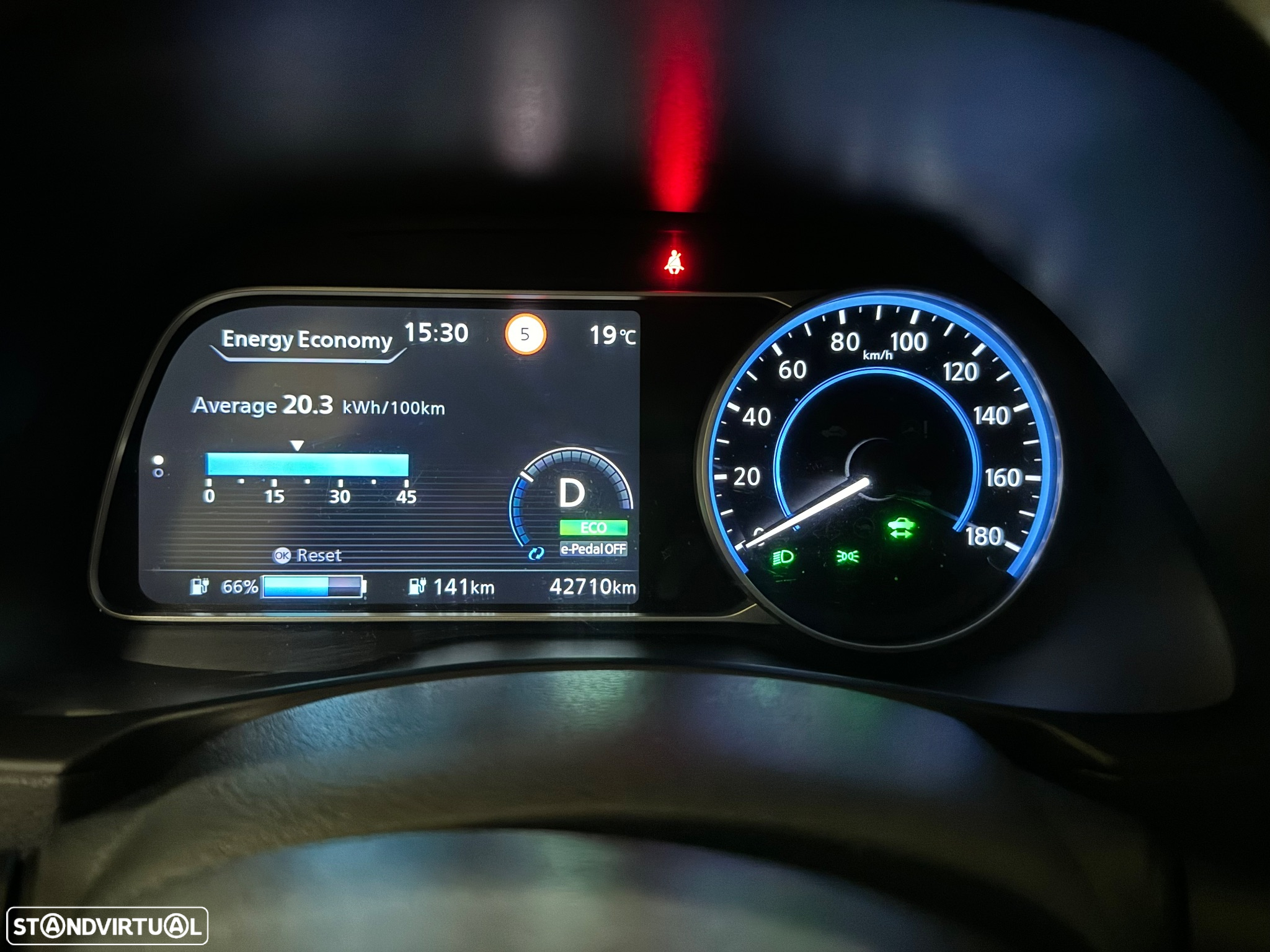 Nissan Leaf N-Connecta Two Tone - 29