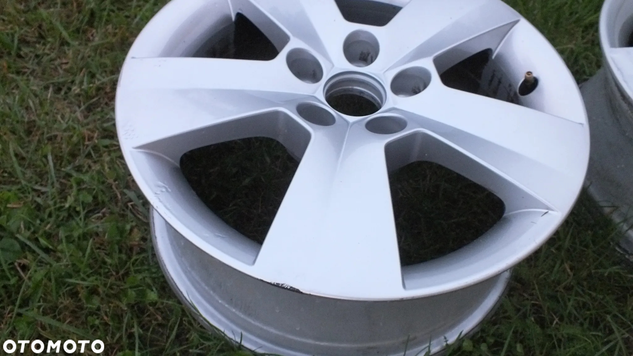Felgi Aluminiowa 16 Skoda Octavia III - 3