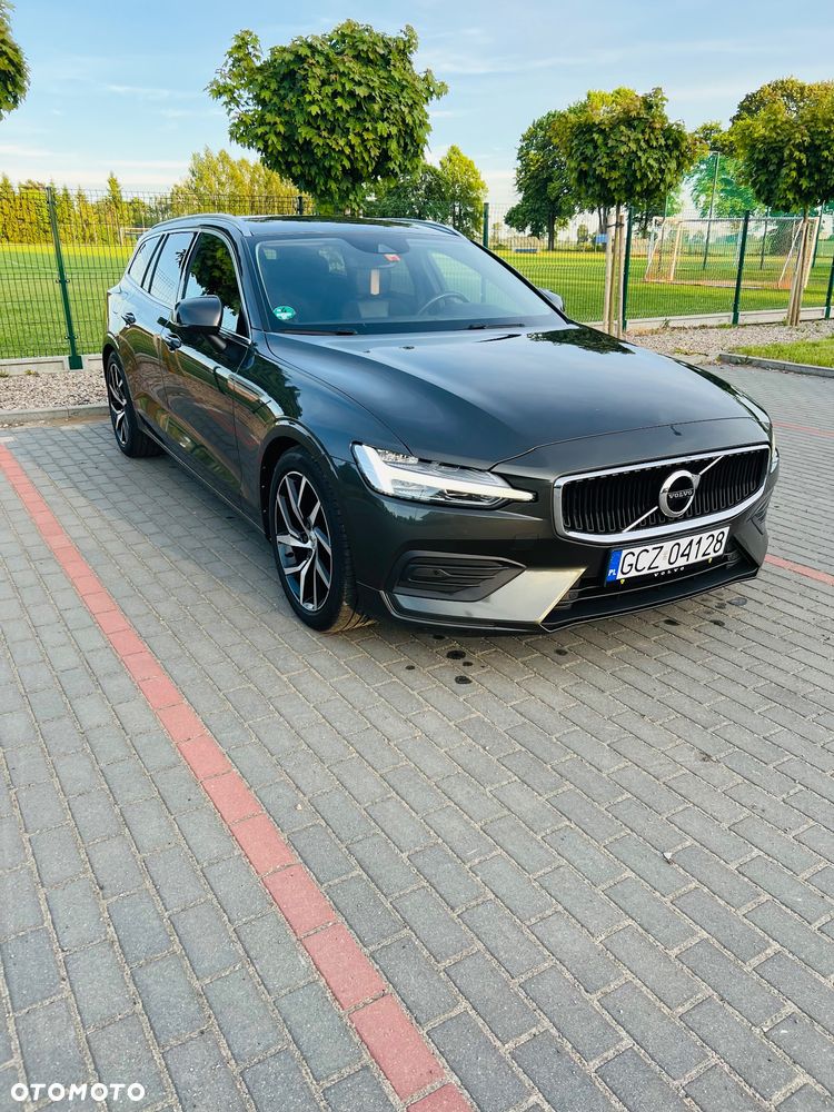 Volvo V60 D3 Momentum Pro - 4