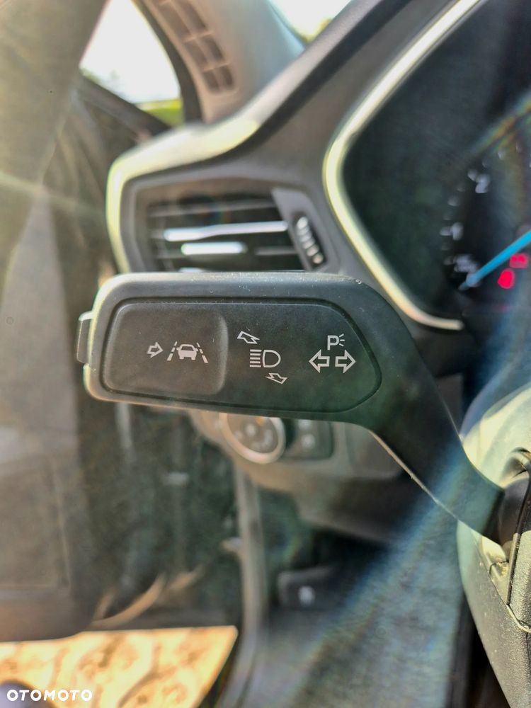 Ford Focus 1.5 EcoBlue SCR Connected - 38