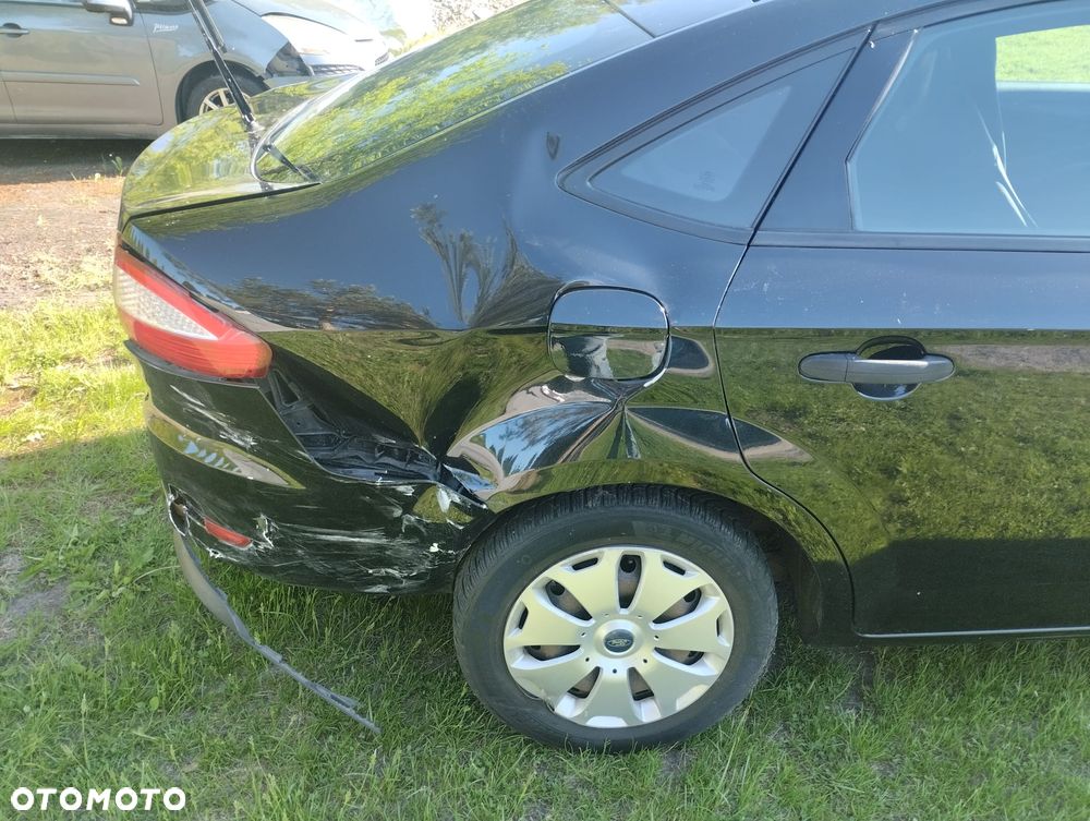 Ford Mondeo - 9