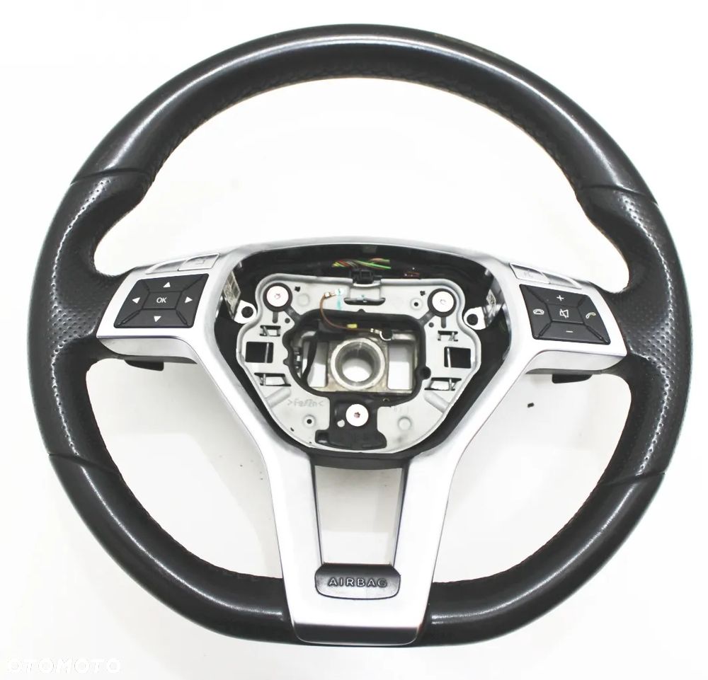 Kierownica sportowa AMG łopatki OE Mercedes CLS W218 C218 A1724604203 W207 - 17