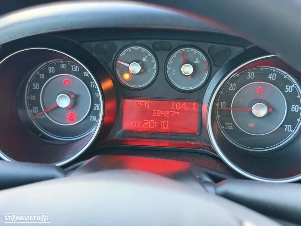 Fiat Punto 1.2 Lounge S&S - 6