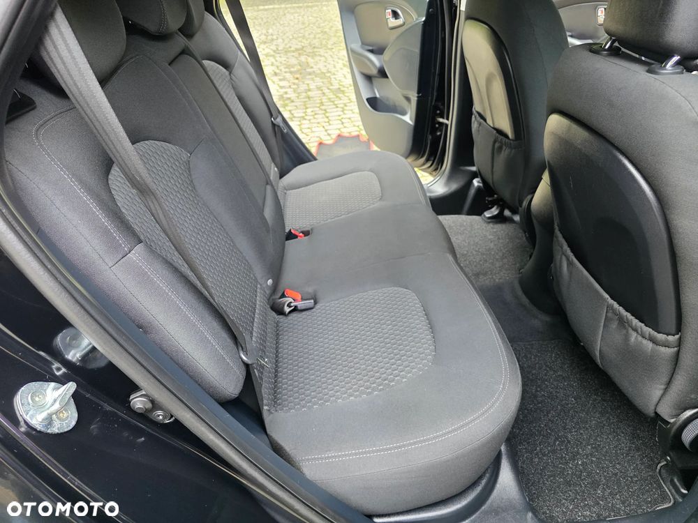 Hyundai ix35 1.6 2WD Classic - 17