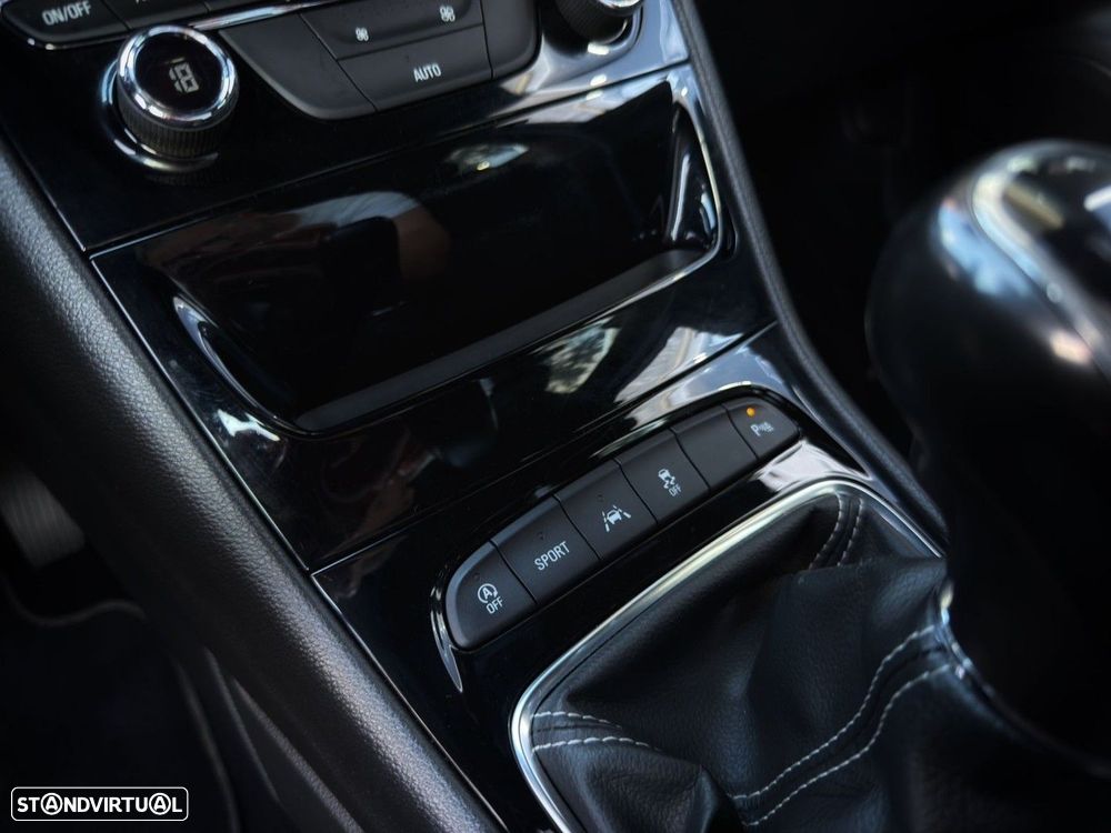 Opel Astra 1.6 CDTI Business Edition S/S - 19