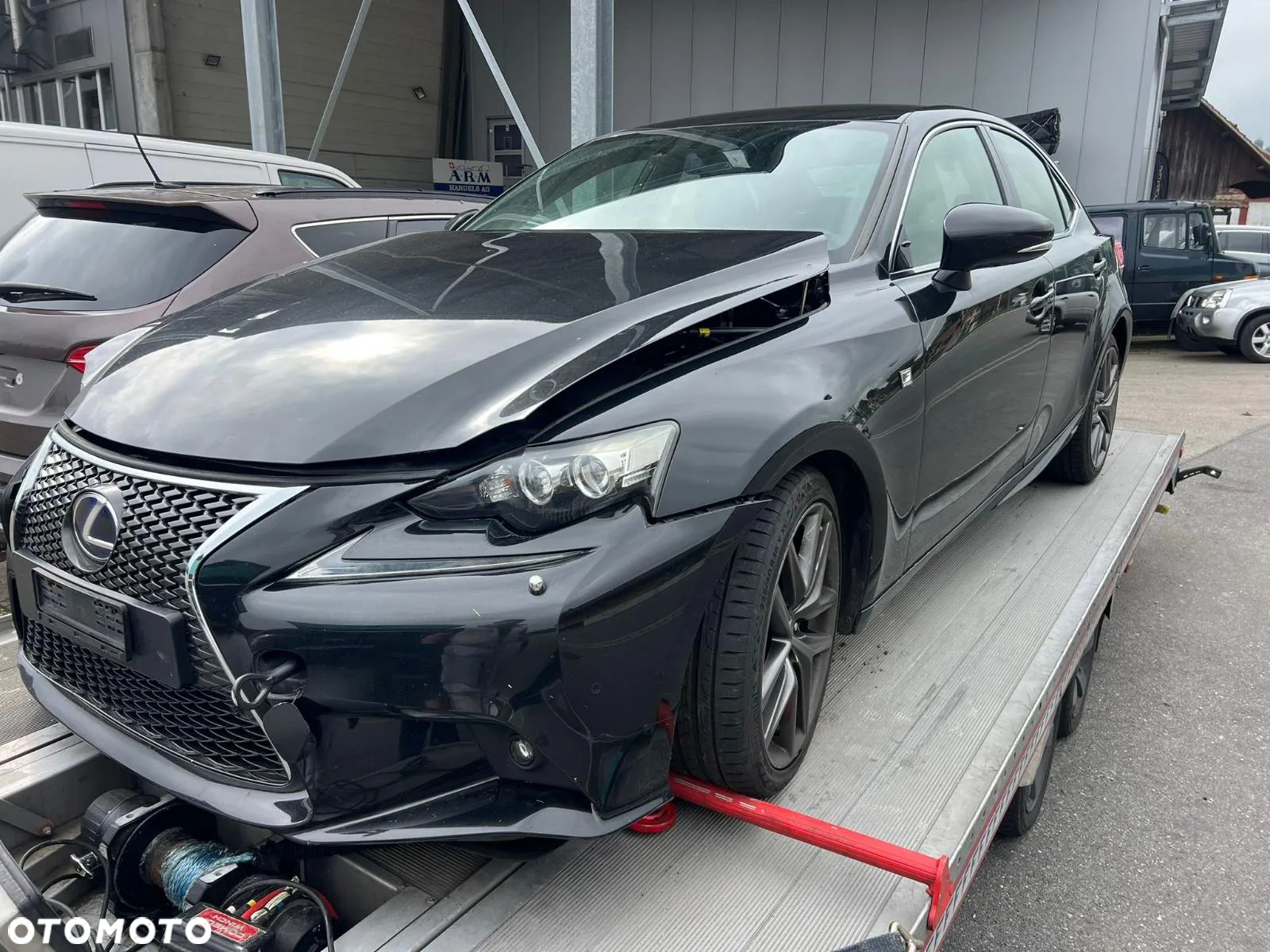 Lexus IS 300h F Sport - 3