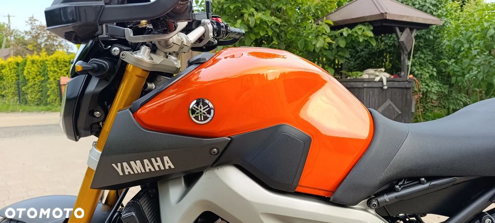 Yamaha MT - 37