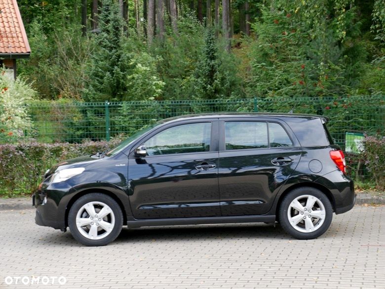 Toyota Urban Cruiser 1.33 Sol - 10