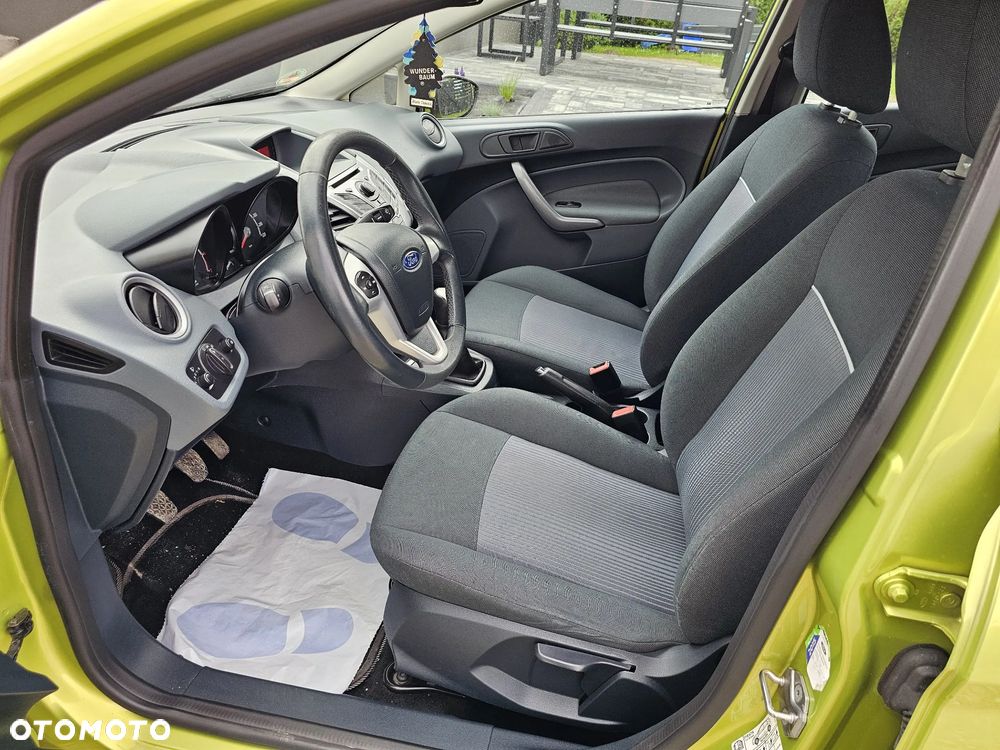 Ford Fiesta - 7