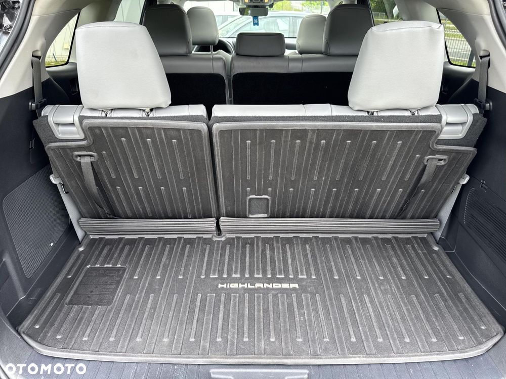 Toyota Highlander - 13