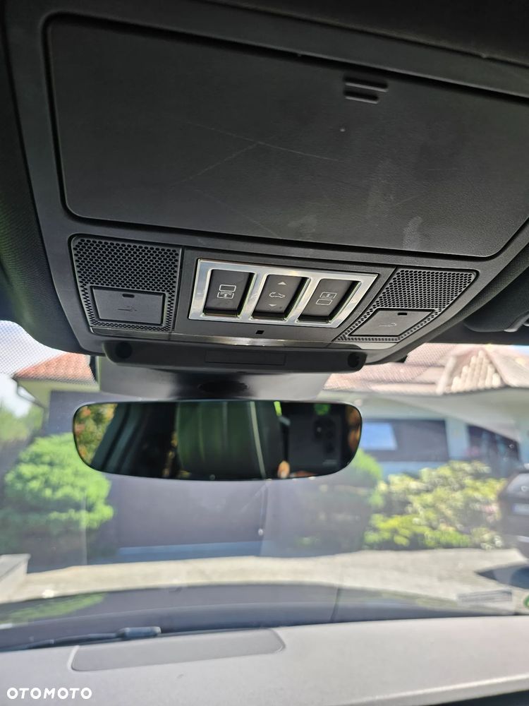 Land Rover Discovery 2.0 SD4 HSE Luxury - 14