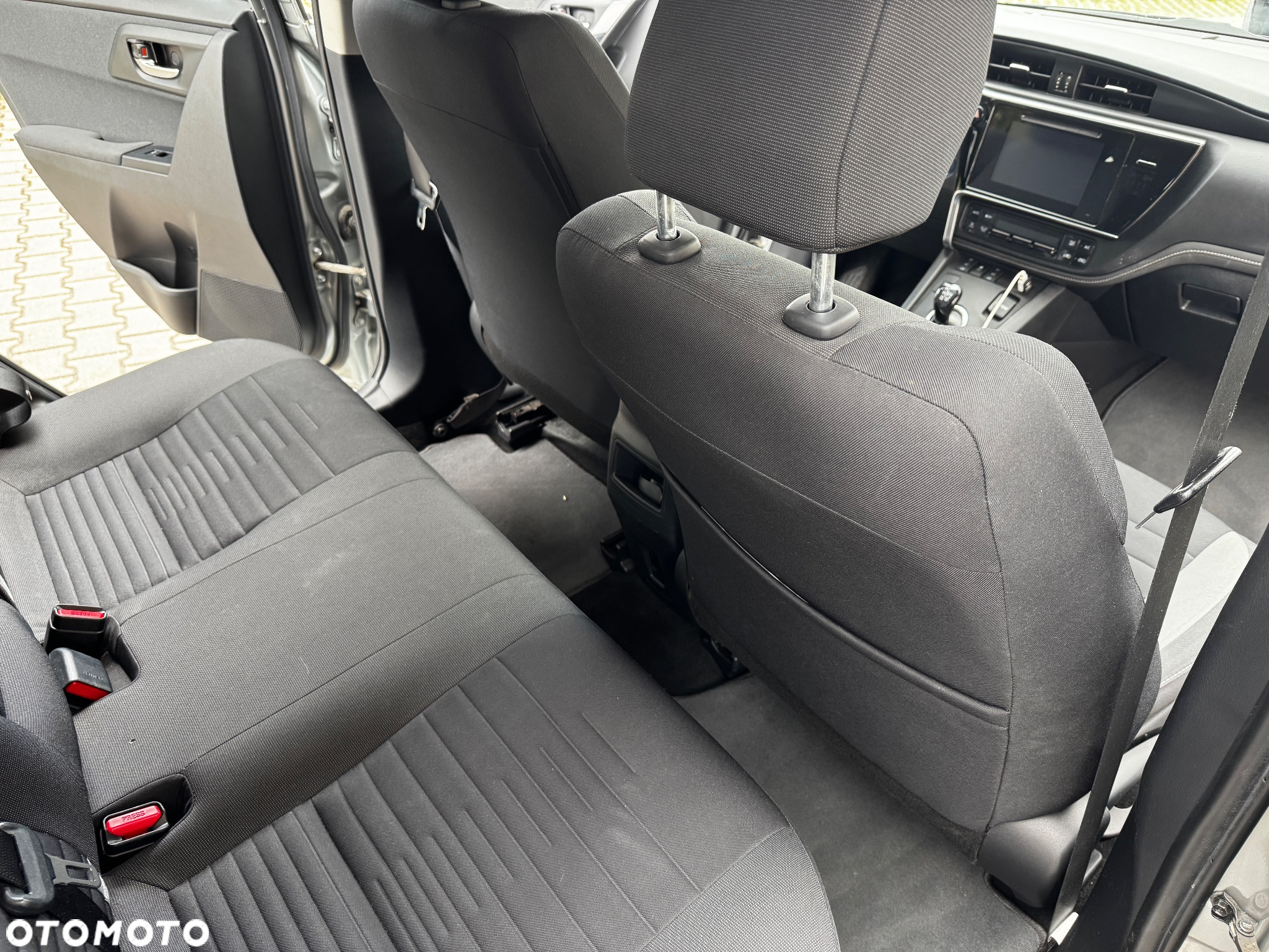 Toyota Auris Hybrid 135 Comfort - 10
