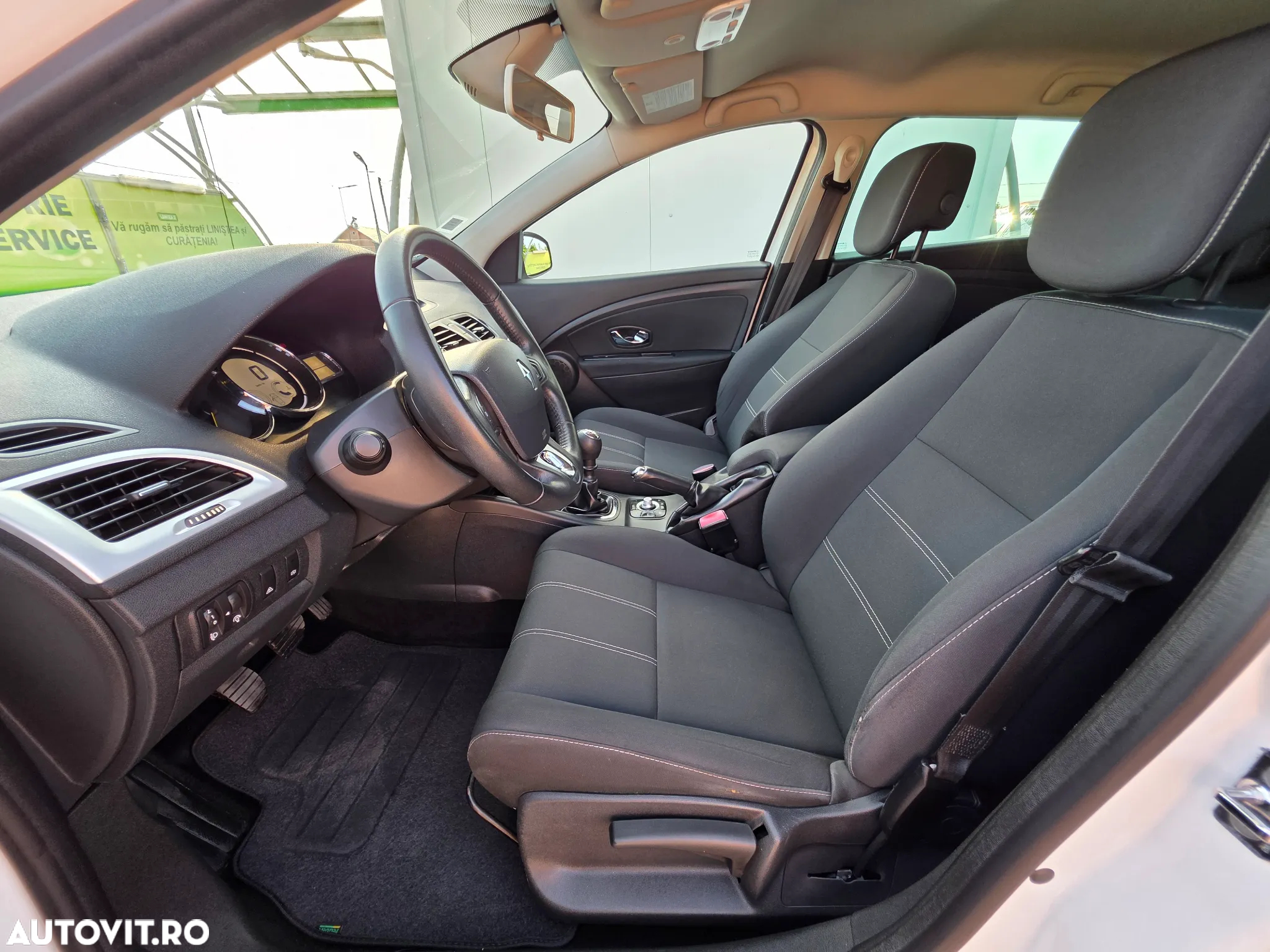 Renault Megane dCi 110 FAP LIMITED - 16