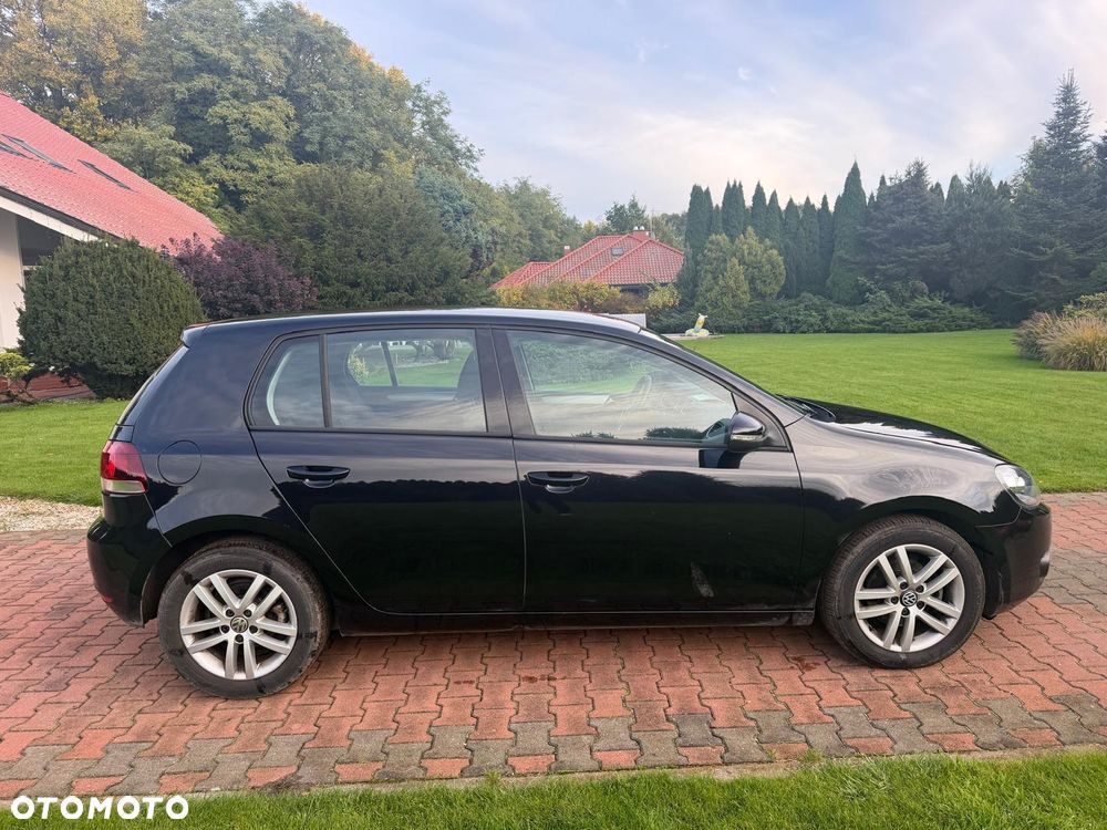Volkswagen Golf 1.6 TDI DPF DSG Highline - 5