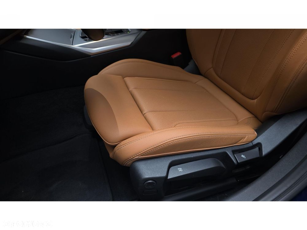BMW Seria 3 320d xDrive M Sport - 19