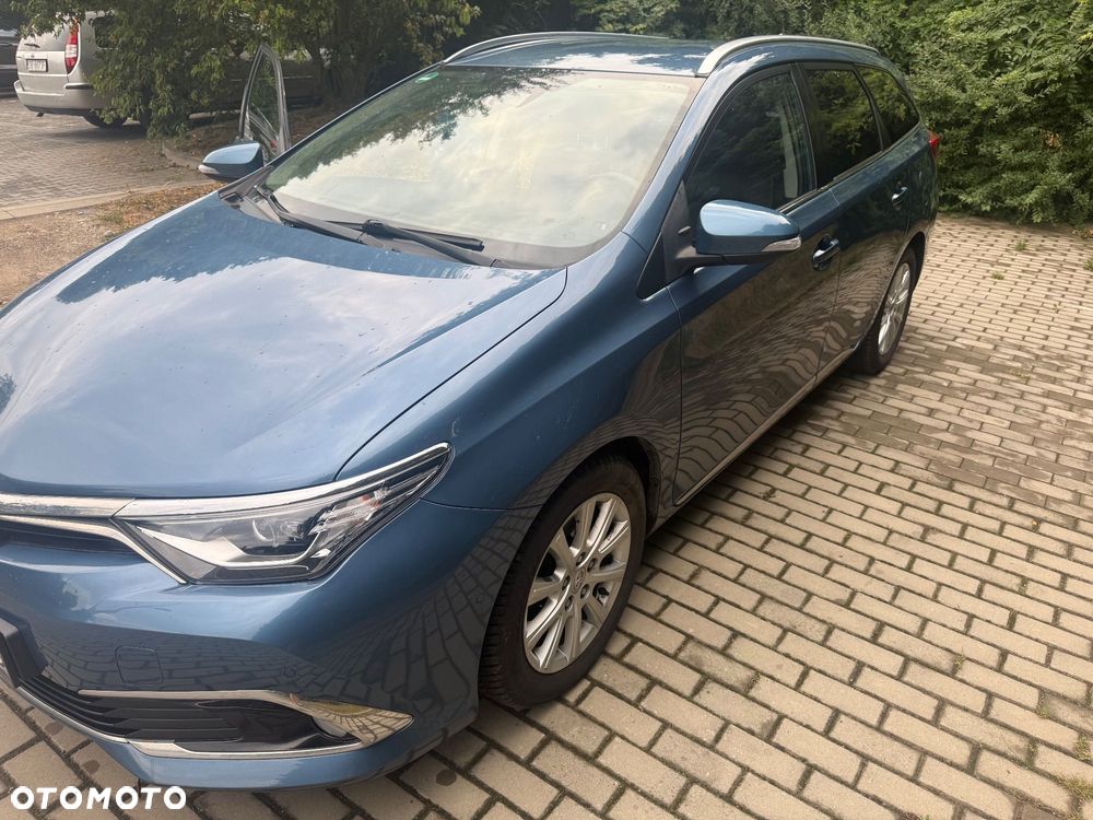 Toyota Auris 1.6 D-4D Prestige - 15