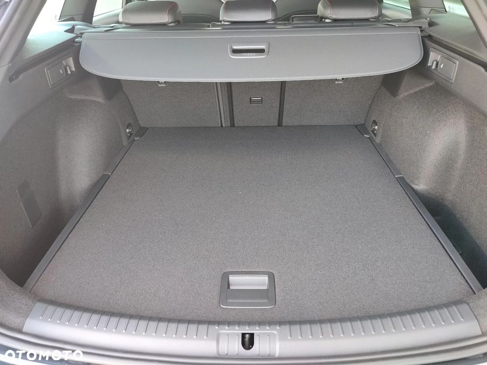 Seat Leon 1.5 eTSI FR DSG - 17