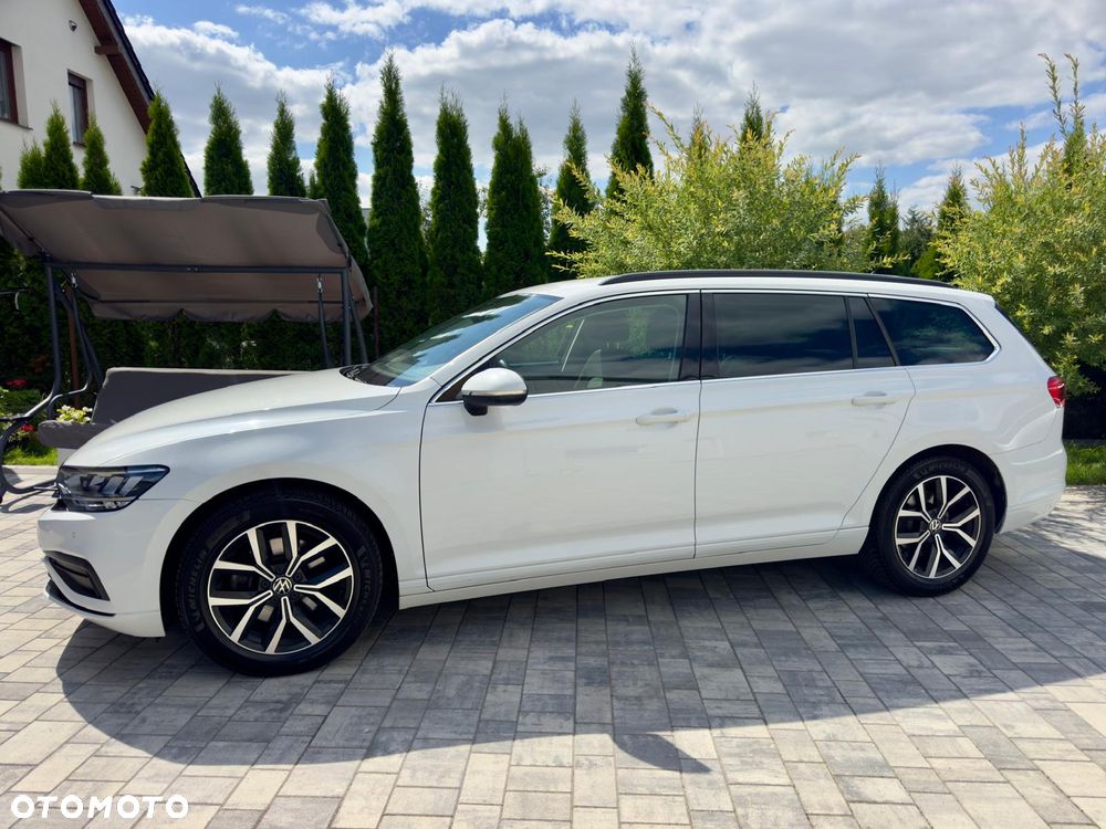 Volkswagen Passat Variant 2.0 TSI Business DSG - 1