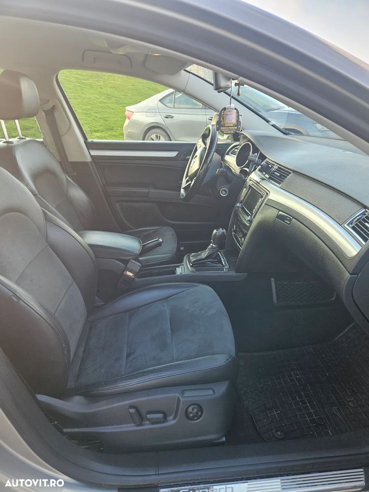 Skoda Superb 2.0 TDI DSG Comfort - 9