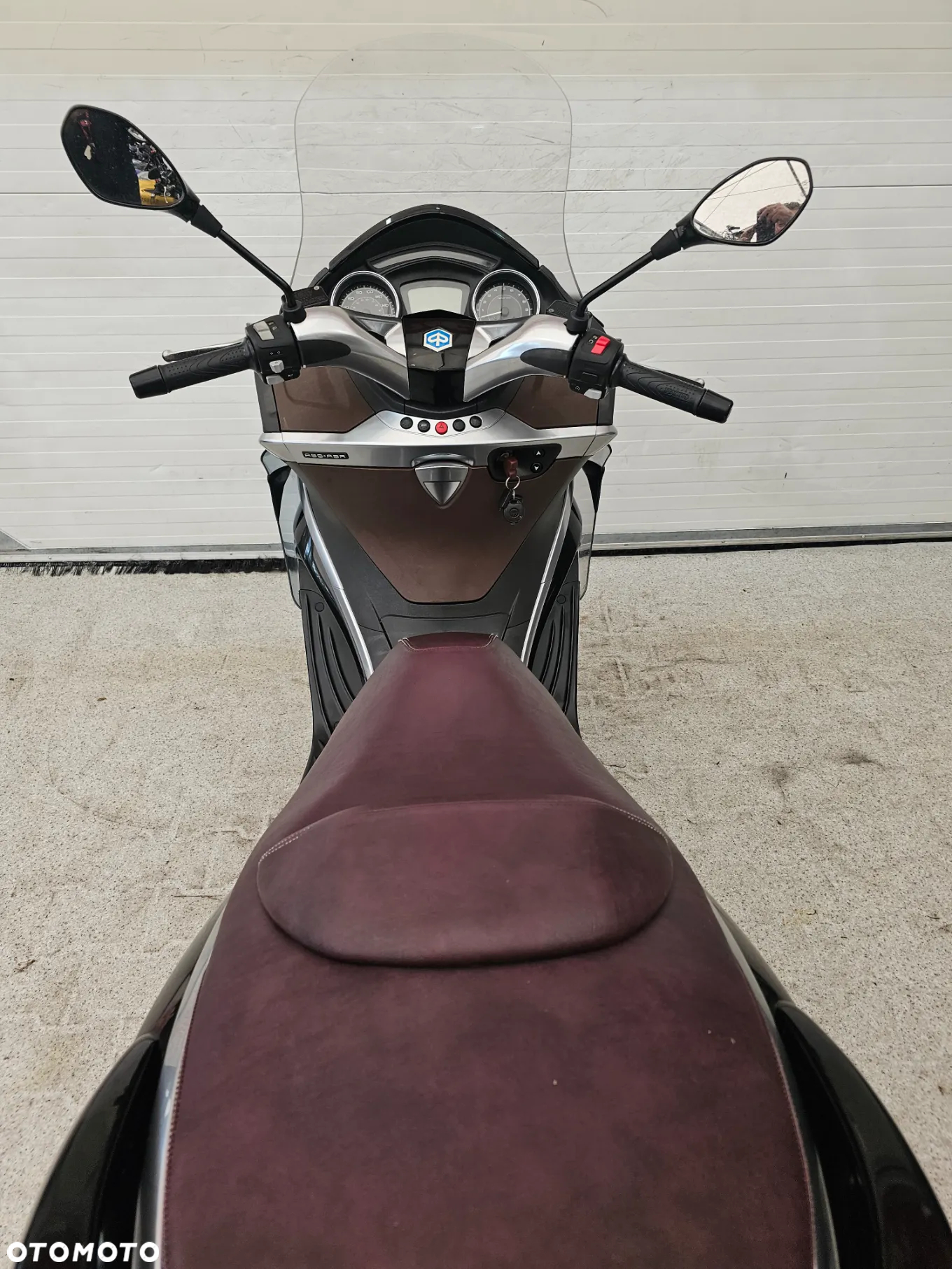Piaggio X10 - 37