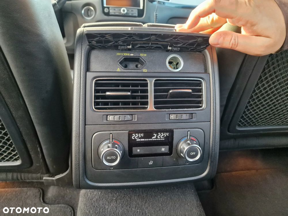 Volkswagen Touareg 3.0 V6 TDI BMT - 12