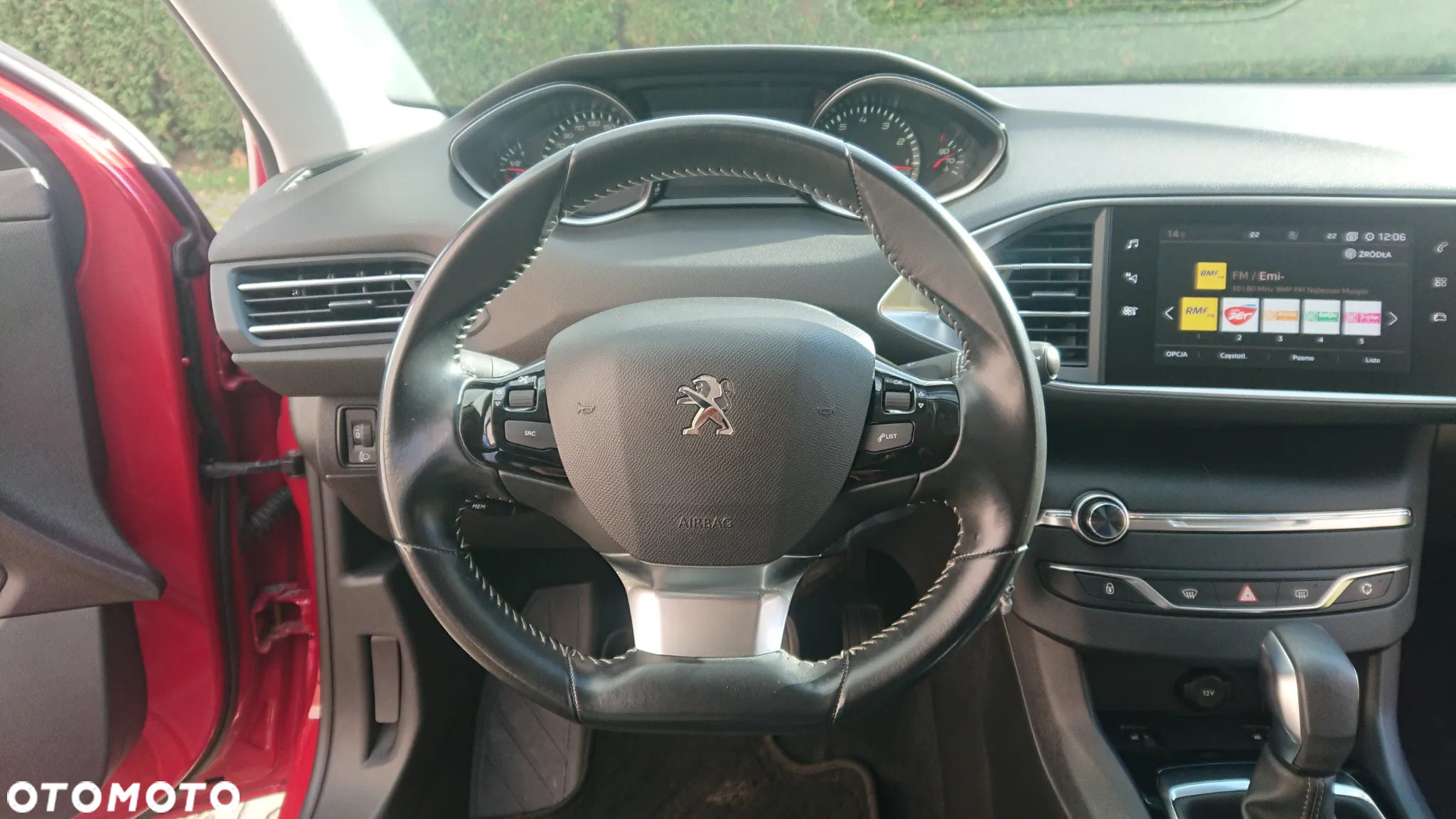 Peugeot 308 1.2 PureTech Active S&S EAT6 - 15