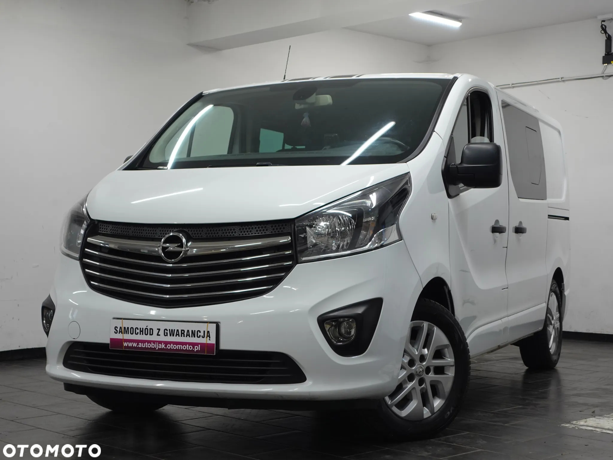 Opel Vivaro - 14